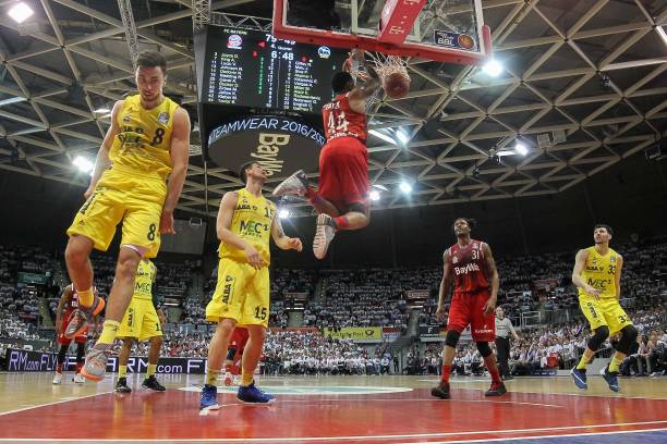 是他最具标 是他最具标