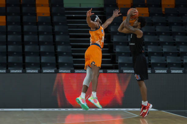 赛程密集的 赛程密集的